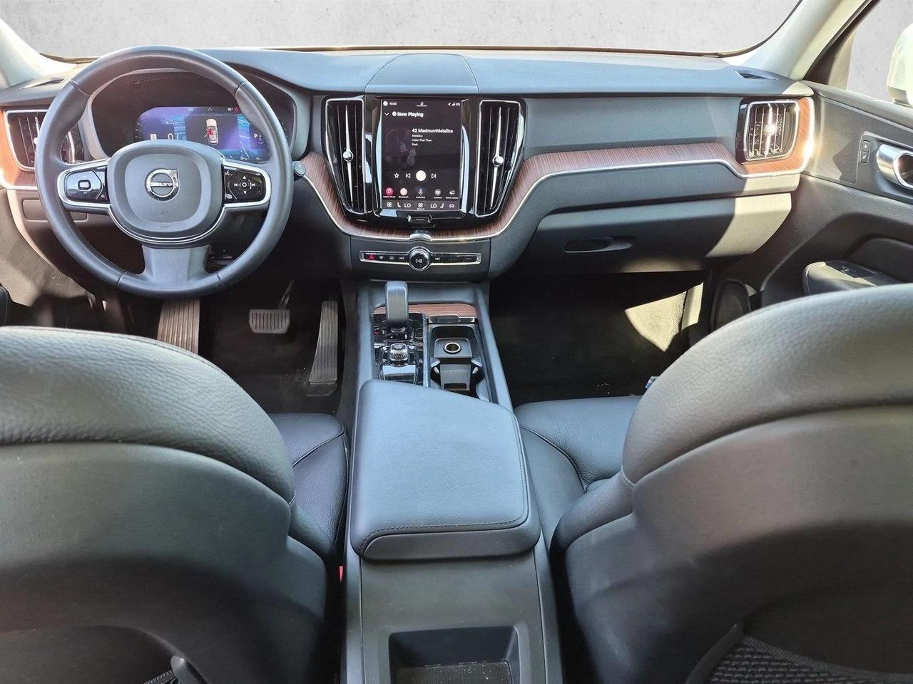 2023 Volvo XC60 Plus Bright Theme Roseville CA