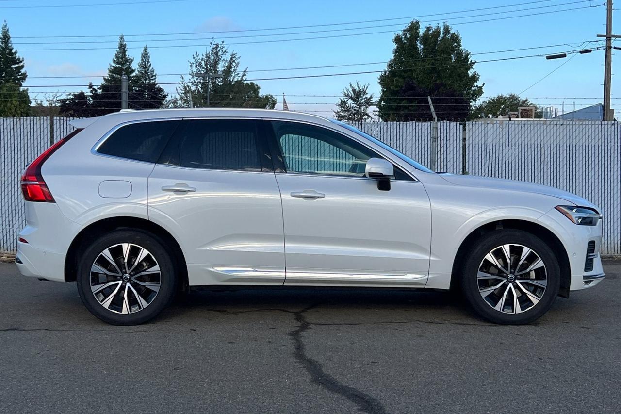 2023 Volvo XC60 Plus Bright Theme Roseville CA