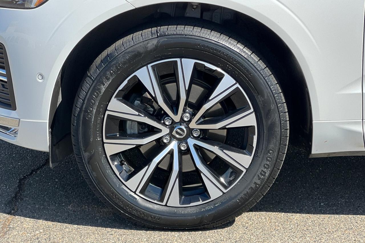 2023 Volvo XC60 Plus Bright Theme Roseville CA