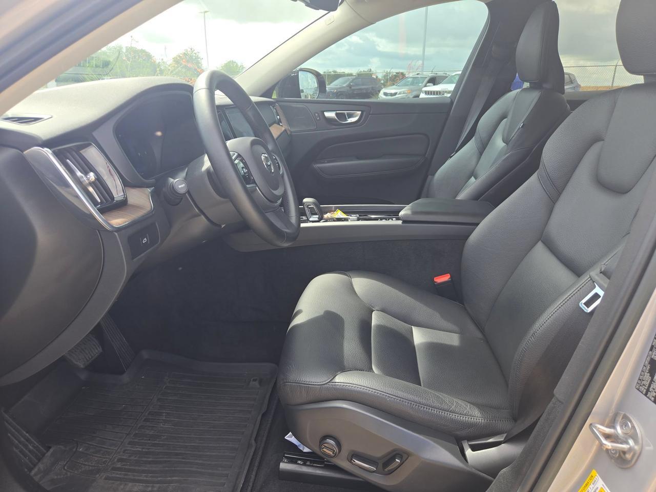 2023 Volvo XC60 Plus Dark Theme Castroville TX