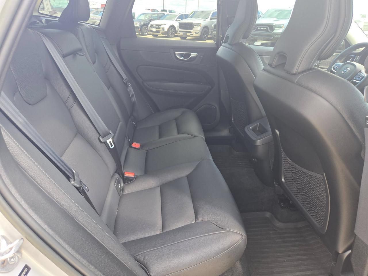 2023 Volvo XC60 Plus Dark Theme Castroville TX