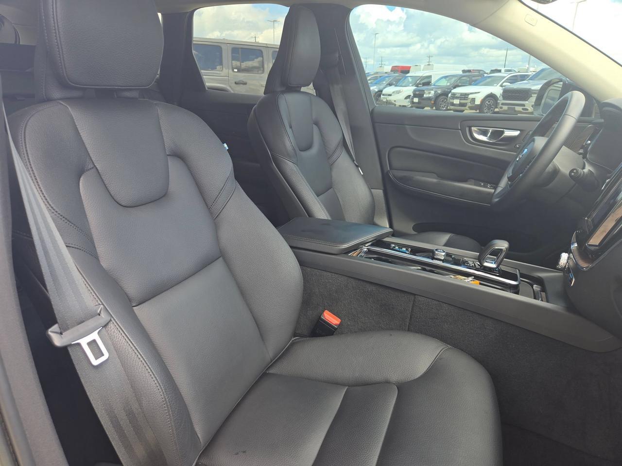 2023 Volvo XC60 Plus Dark Theme Castroville TX