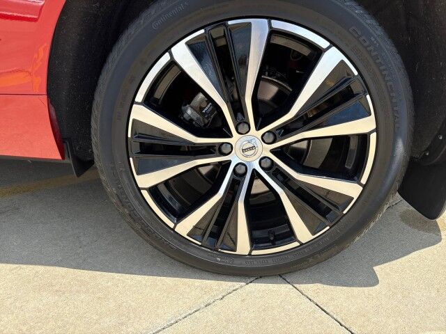 2023 Volvo XC60 Plus Dark Theme Springfield IL
