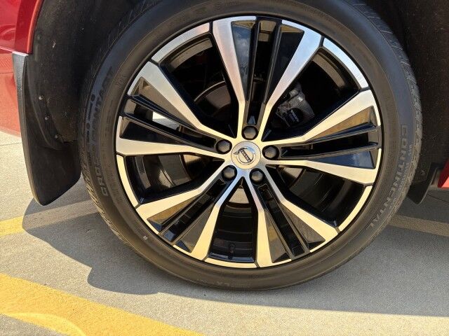 2023 Volvo XC60 Plus Dark Theme Springfield IL