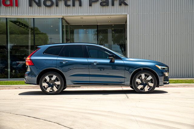 2023 Volvo XC60 Recharge Plug-In Hybrid Plus Dark Theme  Selma TX