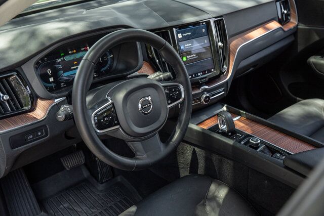 2023 Volvo XC60 Recharge Plug-In Hybrid Plus Dark Theme  Selma TX