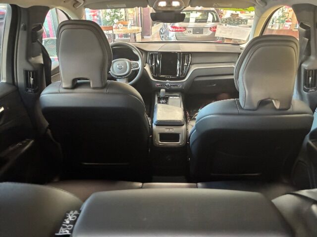 2023 Volvo XC60 Recharge Plug-In Hybrid T8 Core Bright Theme Charlotte NC