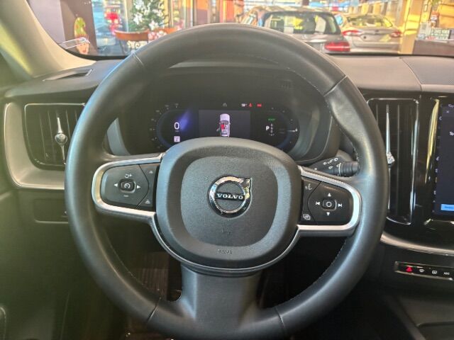 2023 Volvo XC60 Recharge Plug-In Hybrid T8 Core Bright Theme Charlotte NC