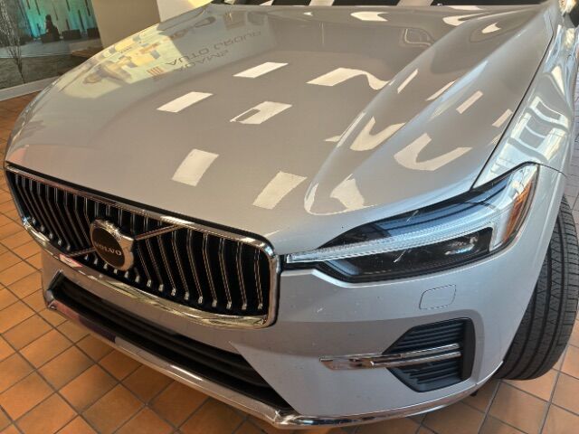 2023 Volvo XC60 Recharge Plug-In Hybrid T8 Core Bright Theme Charlotte NC