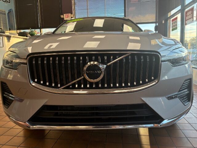 2023 Volvo XC60 Recharge Plug-In Hybrid T8 Core Bright Theme Charlotte NC