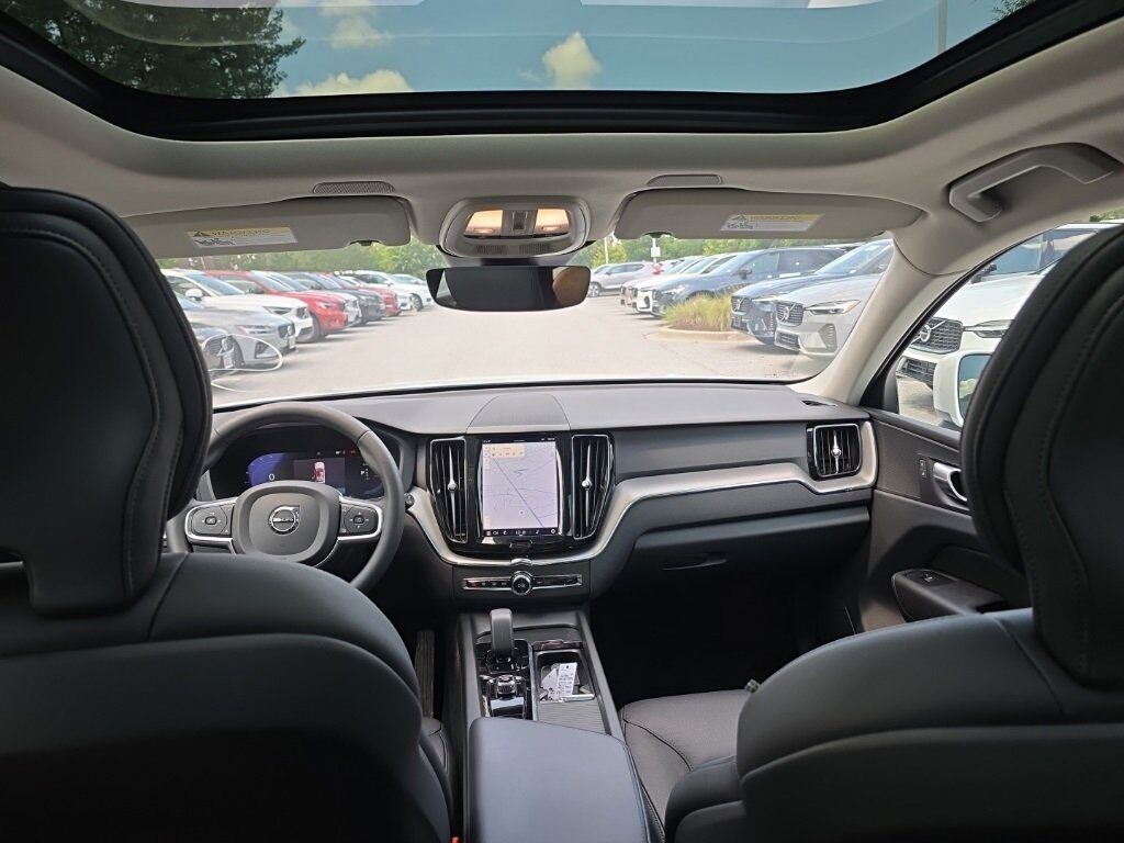 2023 Volvo XC60 Recharge Plug-In Hybrid T8 Core Bright Theme Hunt Valley MD