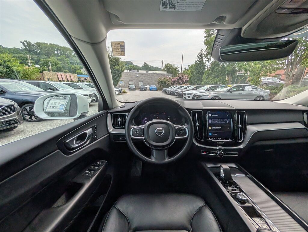 2023 Volvo XC60 Recharge Plug-In Hybrid T8 Core Bright Theme Hunt Valley MD