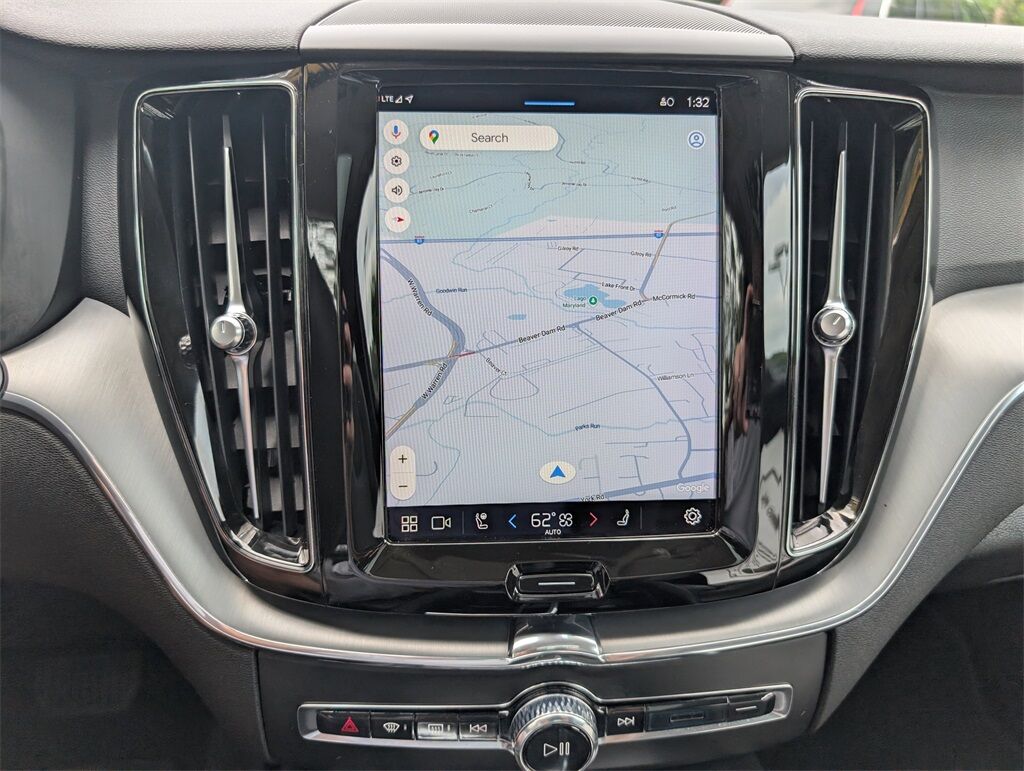 2023 Volvo XC60 Recharge Plug-In Hybrid T8 Core Bright Theme Hunt Valley MD