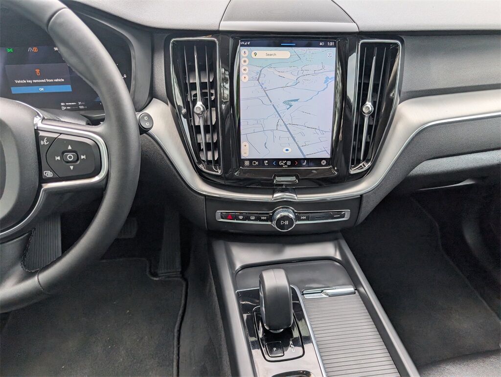 2023 Volvo XC60 Recharge Plug-In Hybrid T8 Core Bright Theme Hunt Valley MD