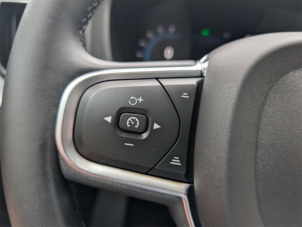2023 Volvo XC60 Recharge Plug-In Hybrid T8 Core Bright Theme Hunt Valley MD