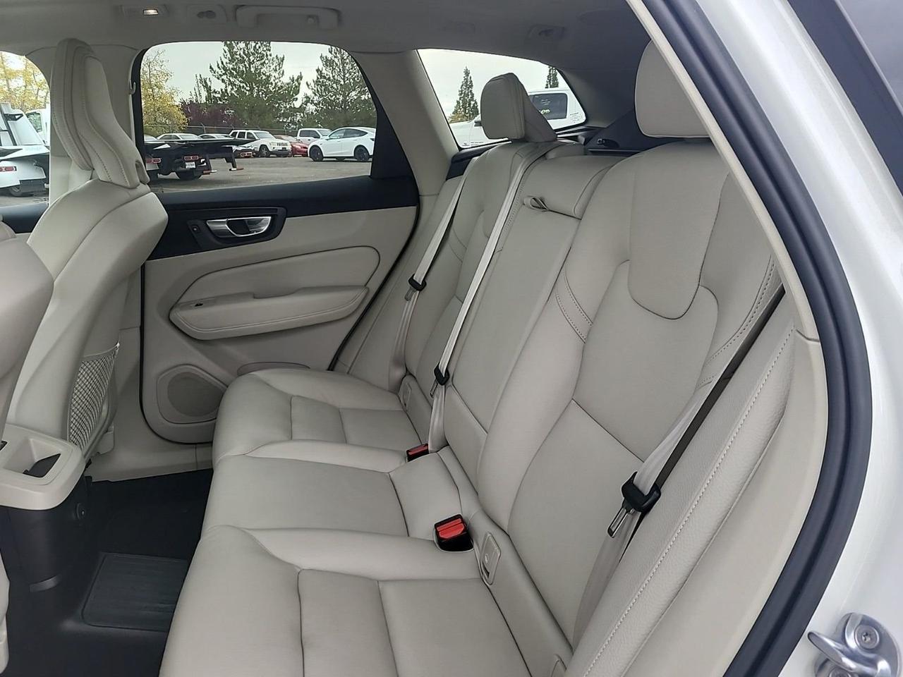 2023 Volvo XC60 Recharge Plug-In Hybrid T8 Plus Bright Theme Adaptive Cruise Harman Kardon Sound Portland OR