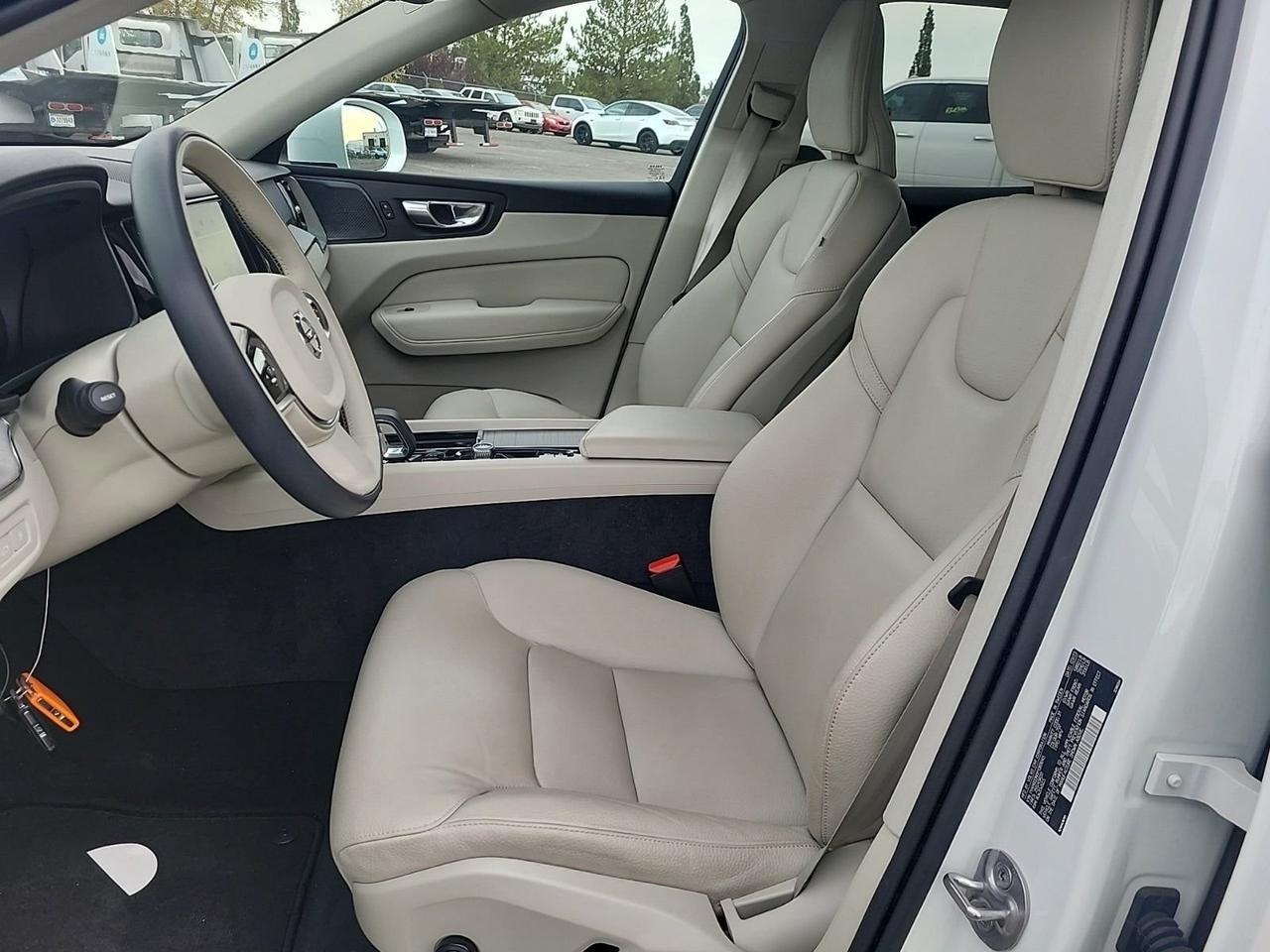 2023 Volvo XC60 Recharge Plug-In Hybrid T8 Plus Bright Theme Adaptive Cruise Harman Kardon Sound Portland OR