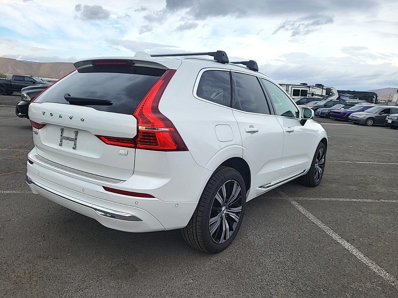 2023 Volvo XC60 Recharge Plug-In Hybrid T8 Plus Bright Theme Adaptive Cruise Harman Kardon Sound Portland OR