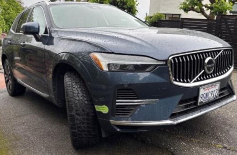 2023 Volvo XC60 Recharge Plug-In Hybrid T8 Plus Bright Theme