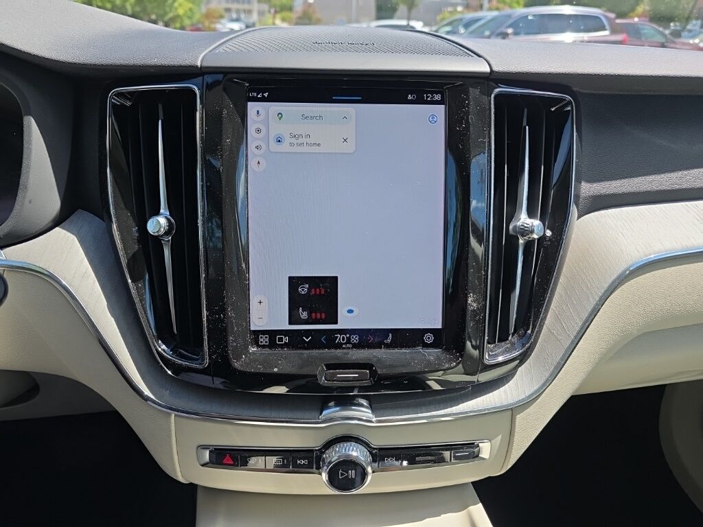 2023 Volvo XC60 Recharge Plug-In Hybrid T8 Plus Bright Theme Hunt Valley MD