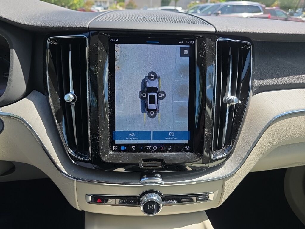 2023 Volvo XC60 Recharge Plug-In Hybrid T8 Plus Bright Theme Hunt Valley MD