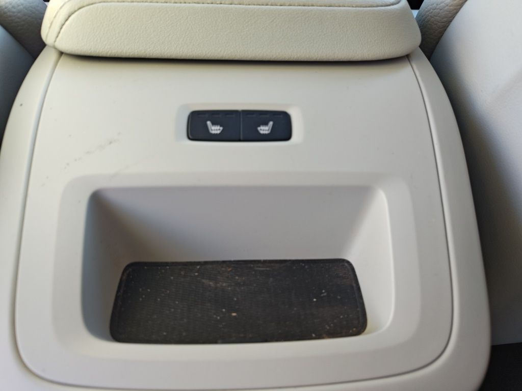 2023 Volvo XC60 Recharge Plug-In Hybrid T8 Plus Bright Theme Hunt Valley MD