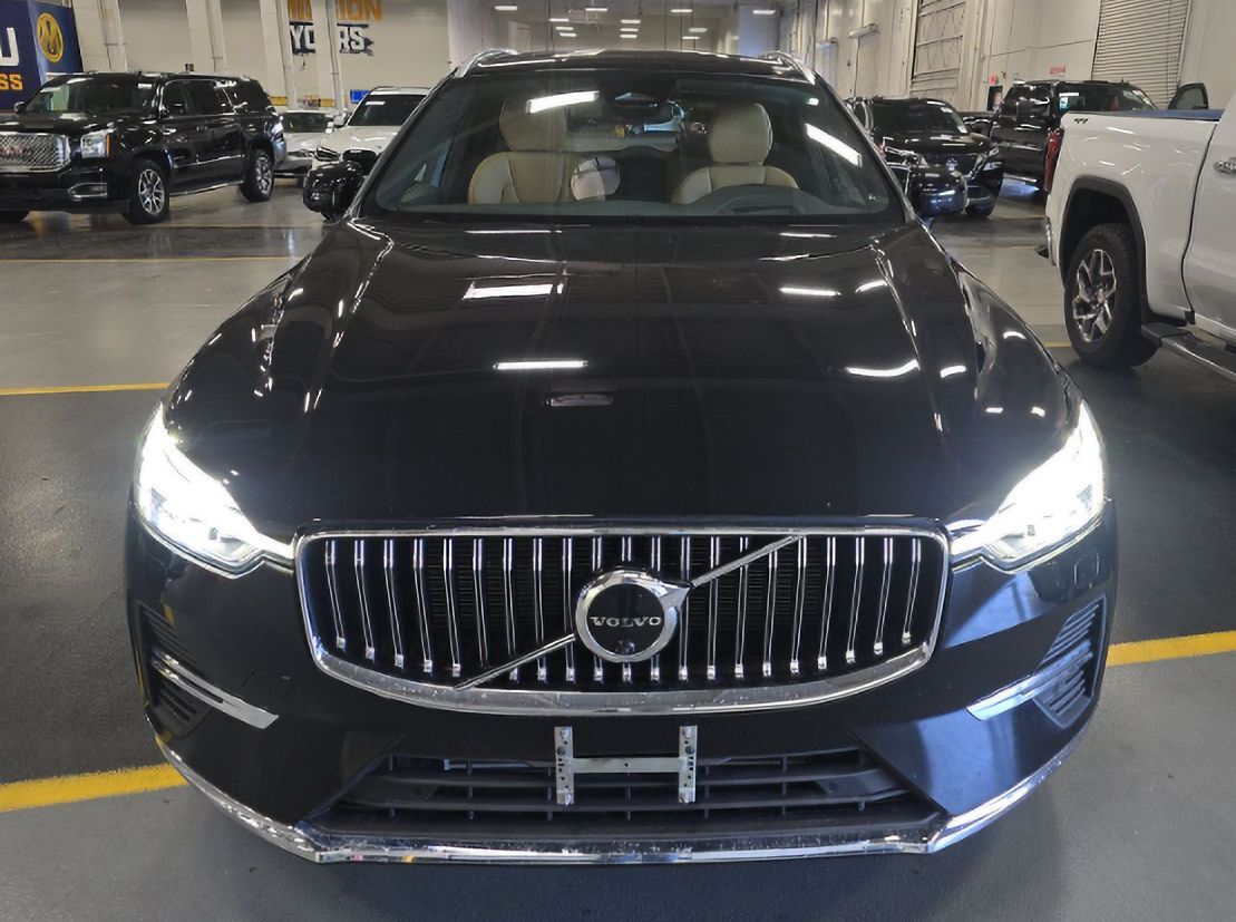 2023 Volvo XC60 Recharge Plug-In Hybrid Ultimate