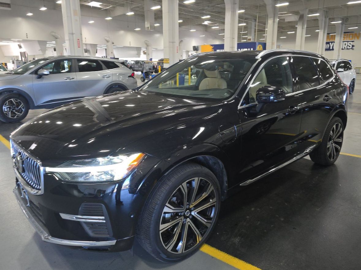 2023 Volvo XC60 Recharge Plug-In Hybrid Ultimate