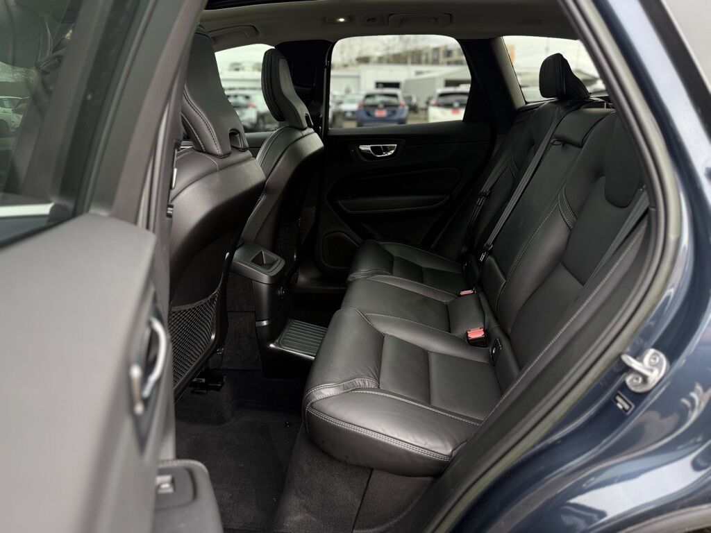 2023 Volvo XC60 Recharge Plug-In Hybrid Ultimate Beaverton OR