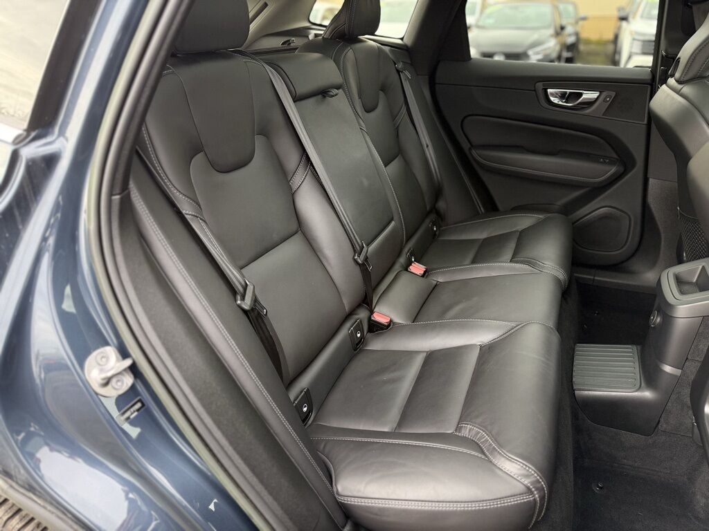 2023 Volvo XC60 Recharge Plug-In Hybrid Ultimate Beaverton OR