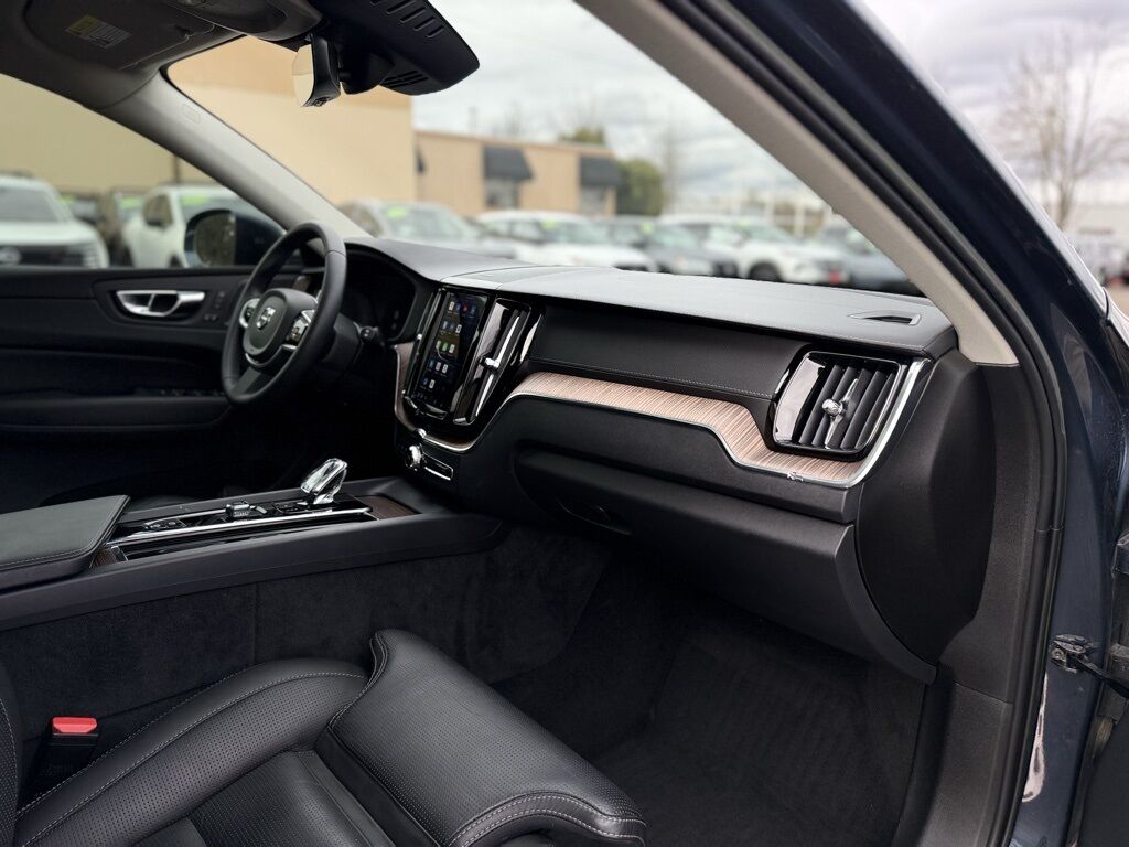 2023 Volvo XC60 Recharge Plug-In Hybrid Ultimate Beaverton OR