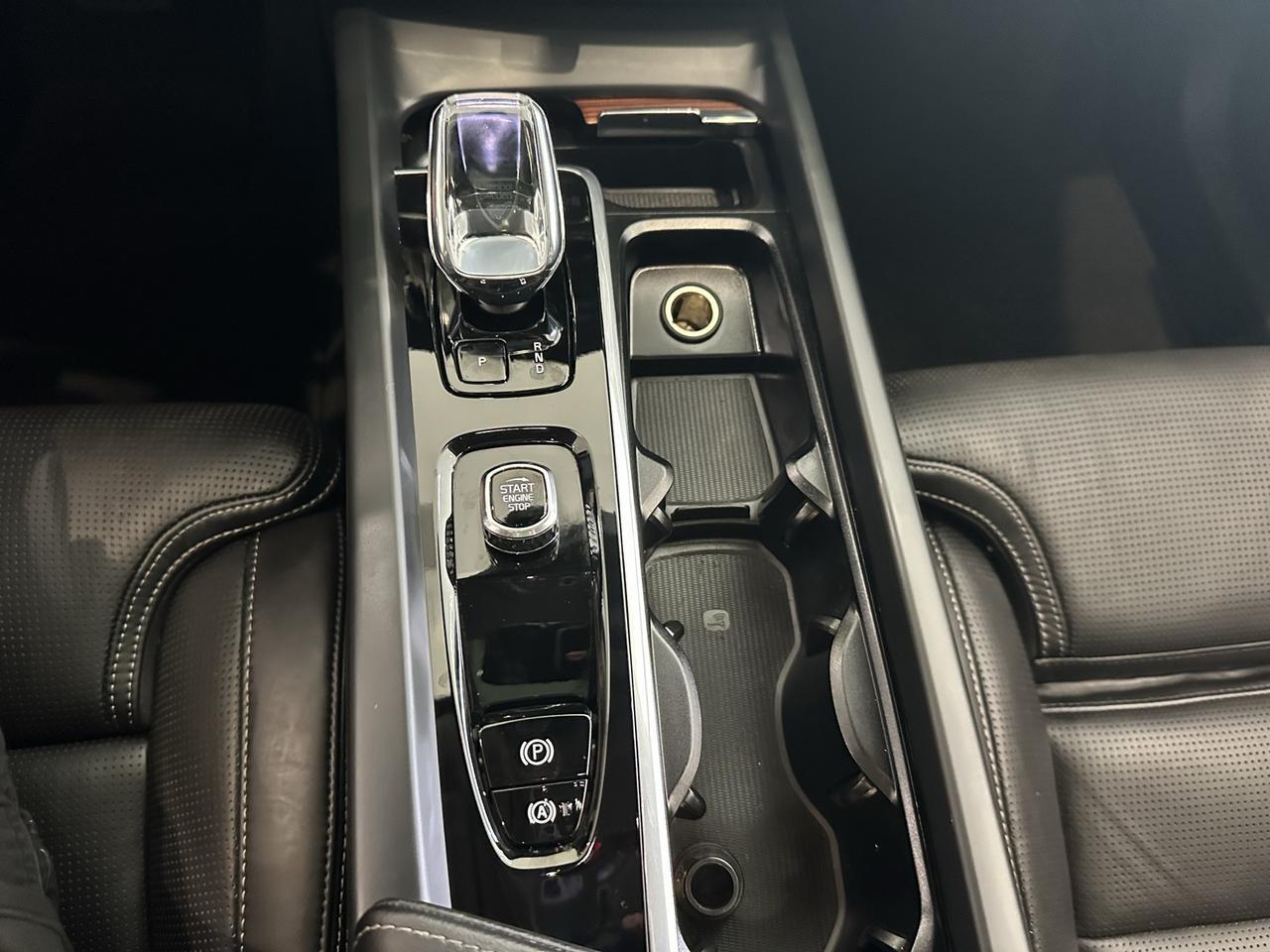 2023 Volvo XC60 Recharge Plug-In Hybrid Ultimate Annapolis MD