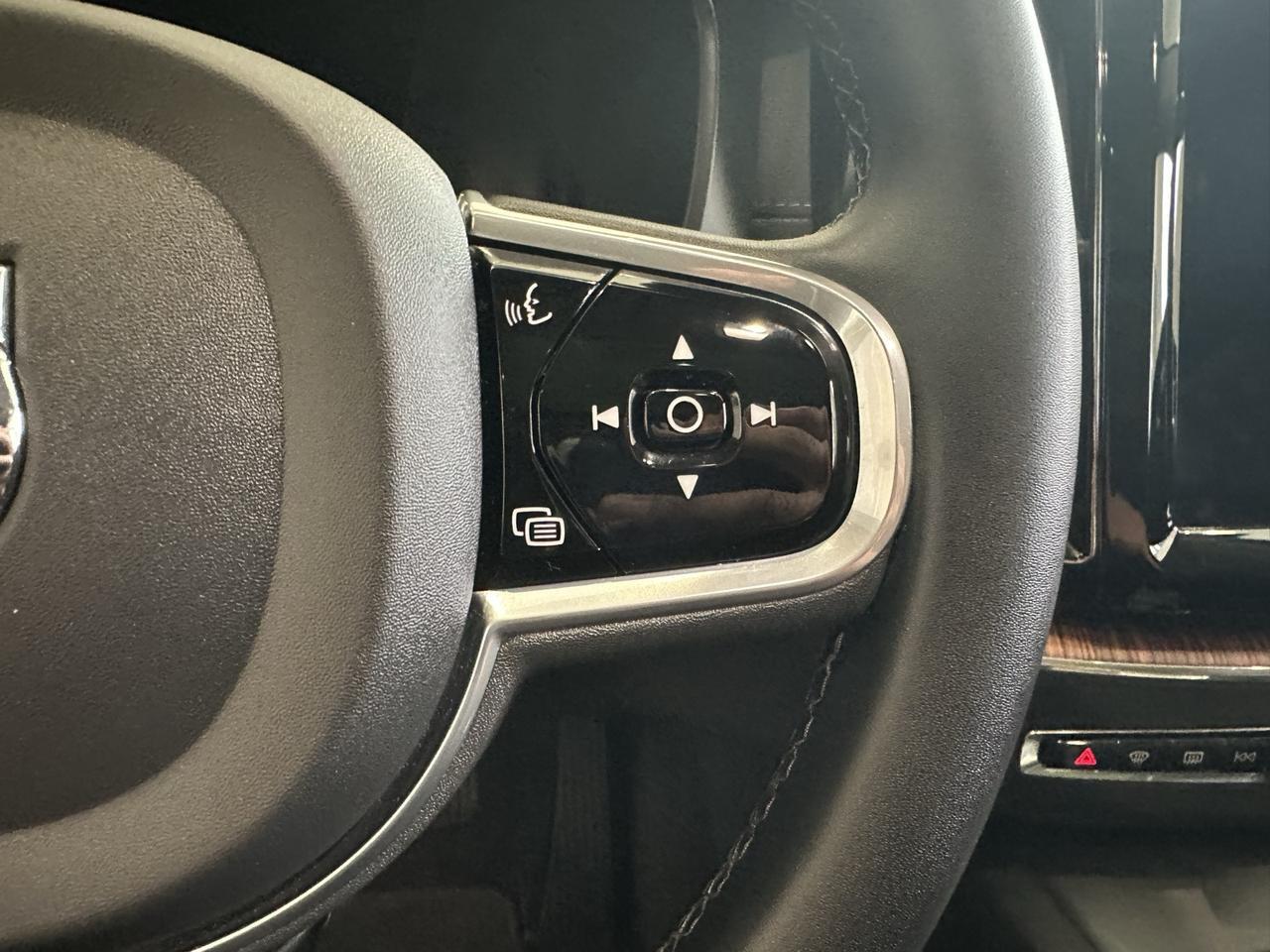 2023 Volvo XC60 Recharge Plug-In Hybrid Ultimate Annapolis MD
