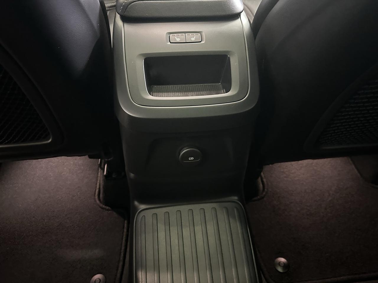 2023 Volvo XC60 Recharge Plug-In Hybrid Ultimate Annapolis MD