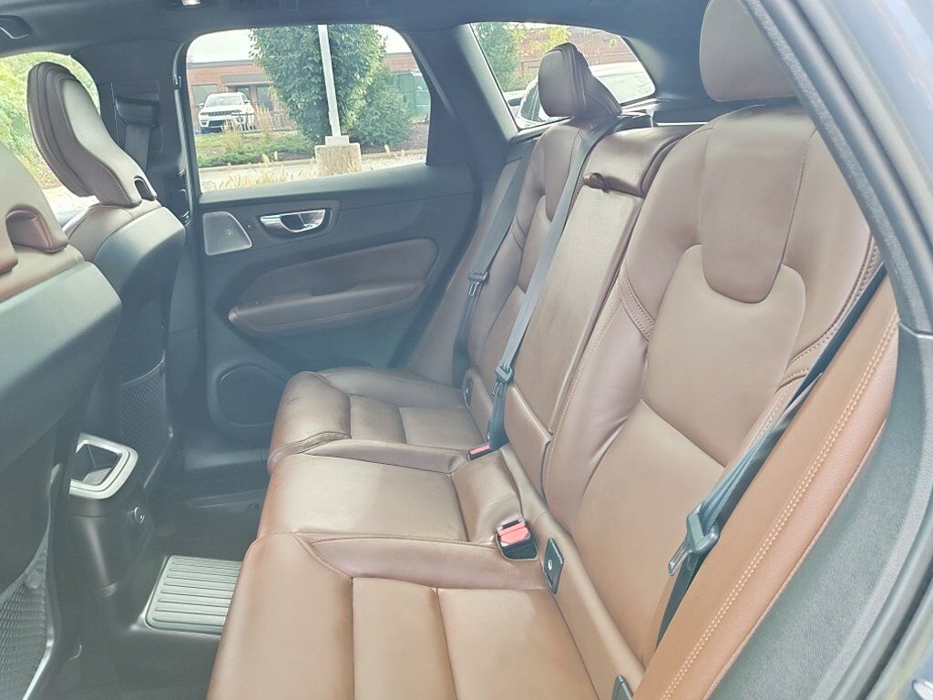 2023 Volvo XC60 Recharge Plug-In Hybrid Ultimate Hunt Valley MD