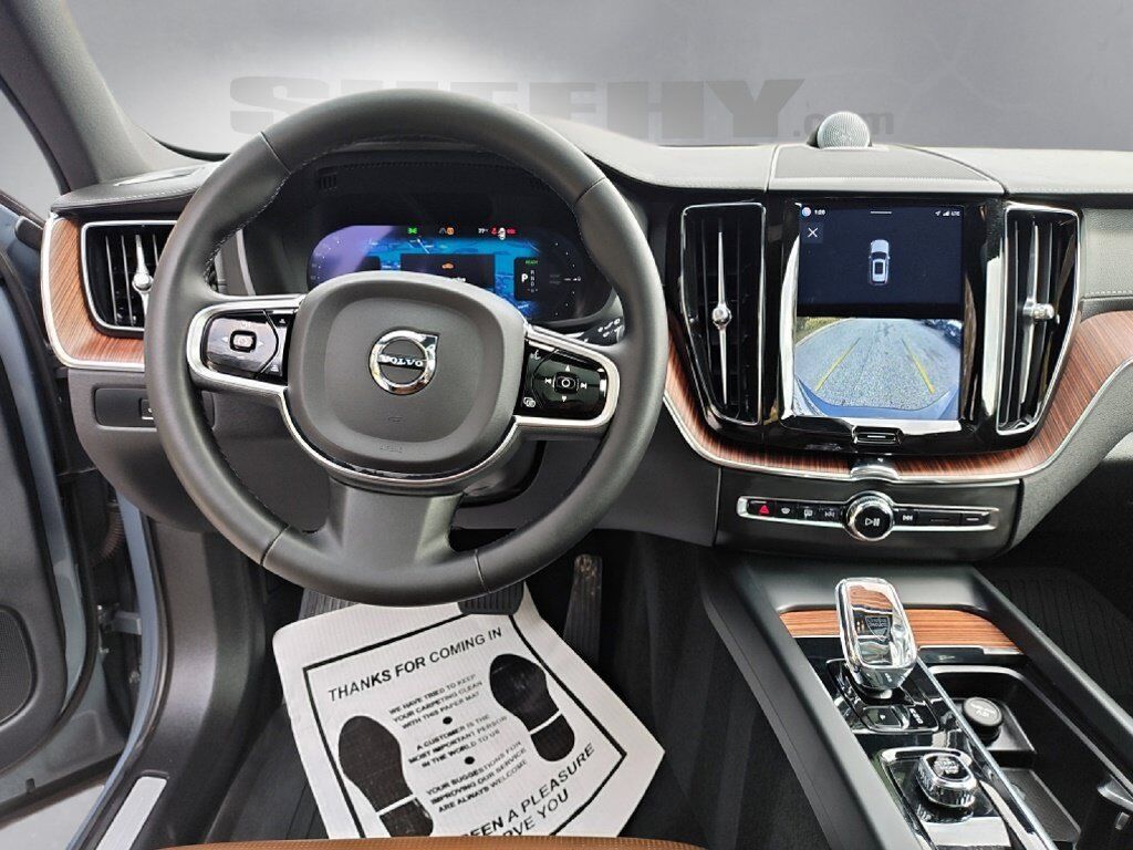 2023 Volvo XC60 Recharge Plug-In Hybrid Ultimate Hunt Valley MD