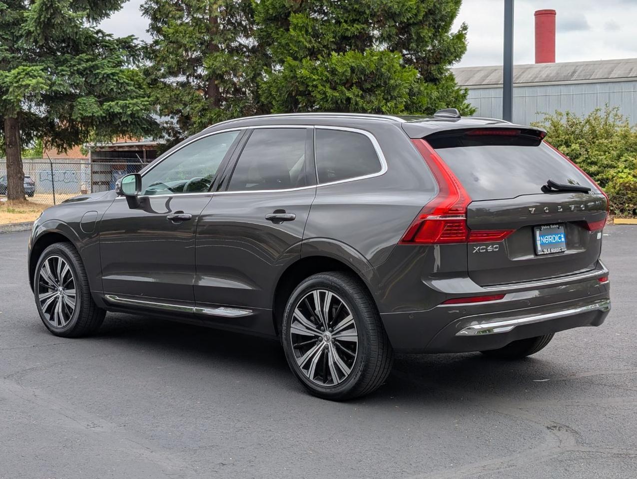 2023 Volvo XC60 Recharge T8 AWD PHEV Hybrid PLUS | 455hp, Harman Kardon Premium Audio * Portland OR