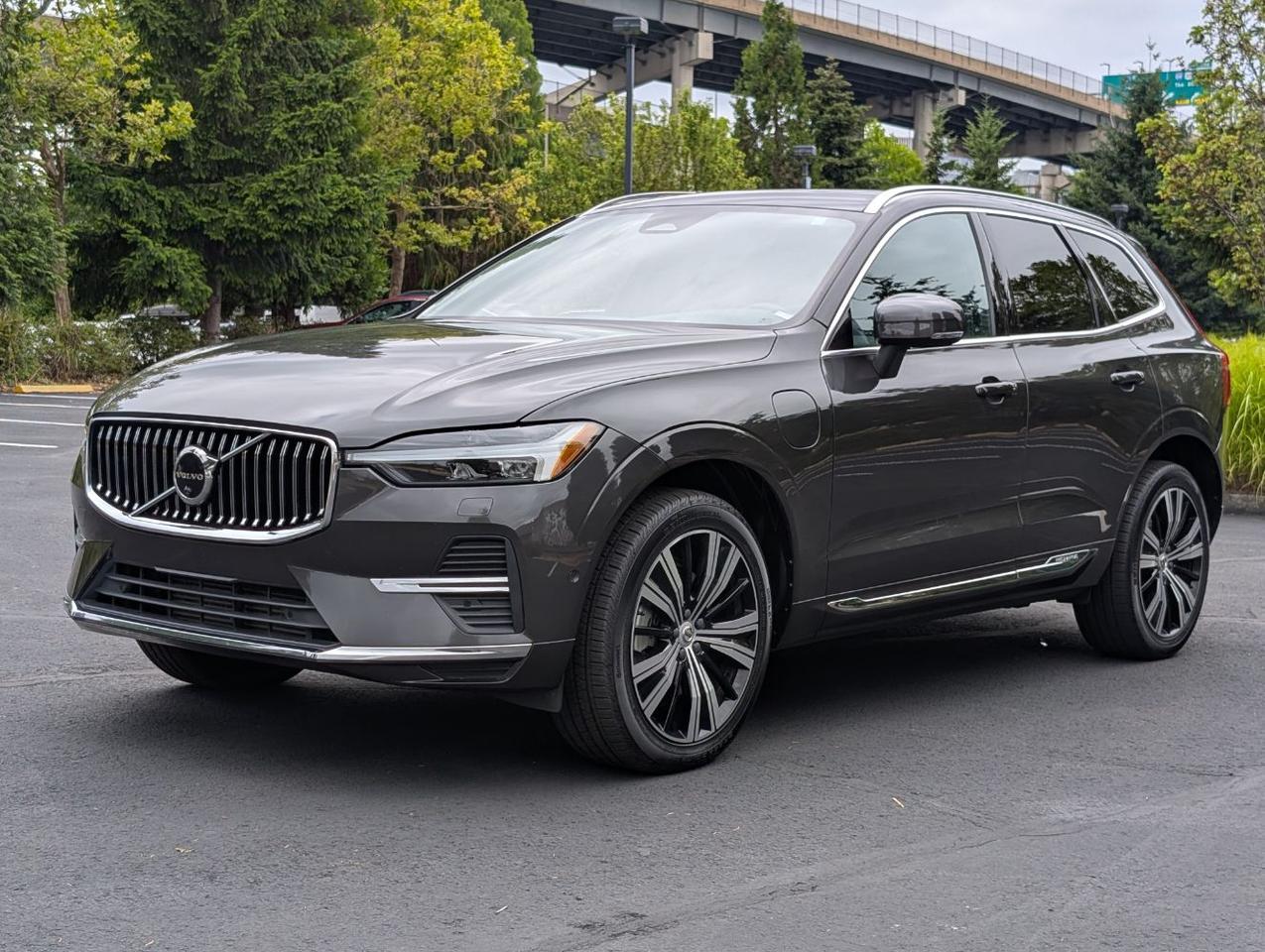 2023 Volvo XC60 Recharge T8 AWD PHEV Hybrid PLUS | 455hp, Harman Kardon Premium Audio * Portland OR