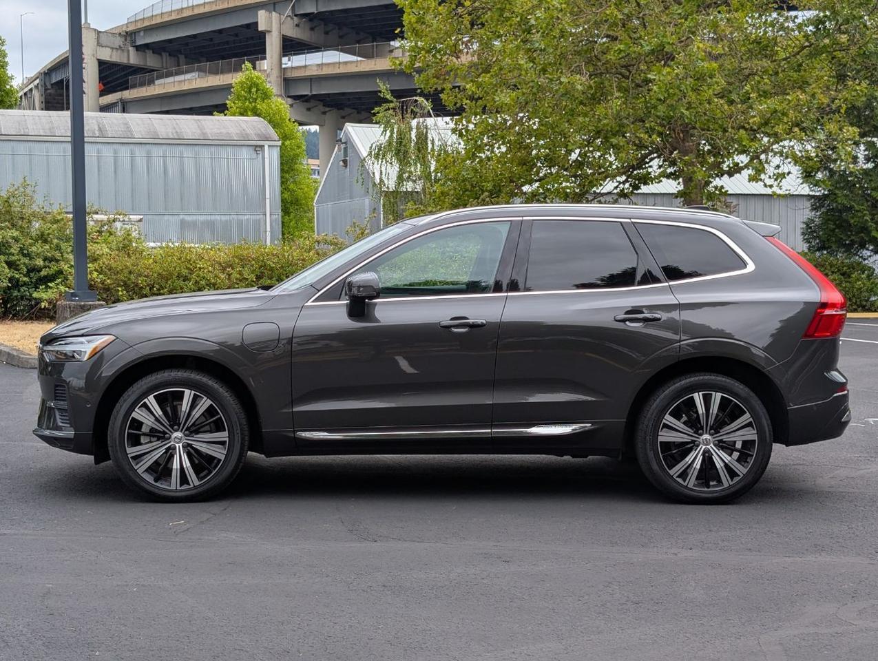 2023 Volvo XC60 Recharge T8 AWD PHEV Hybrid PLUS | 455hp, Harman Kardon Premium Audio * Portland OR