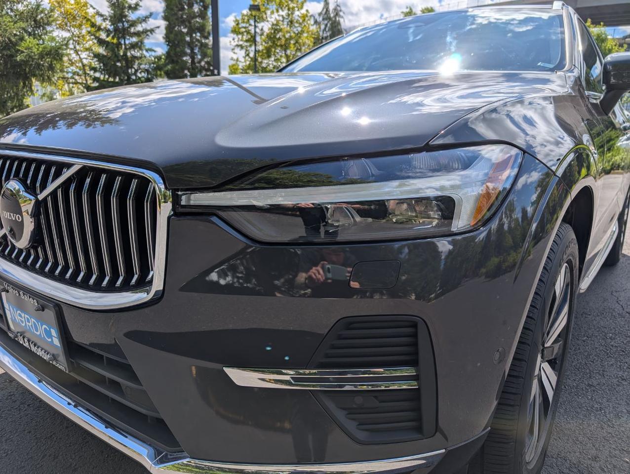 2023 Volvo XC60 Recharge T8 AWD PLUS Extended Range w/High Performance Audio, Pilot Assist, 360 Cam, 4 Heated Seats & Wheel Portland OR