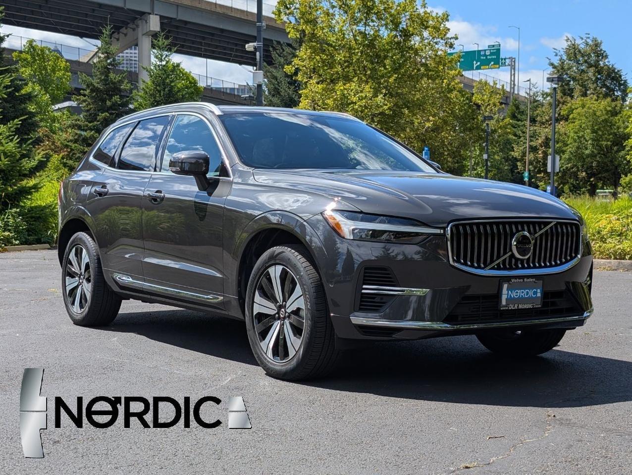 2023 Volvo XC60 Recharge T8 AWD PLUS Extended Range w/High Performance Audio, Pilot Assist, 360 Cam, 4 Heated Seats & Wheel Portland OR