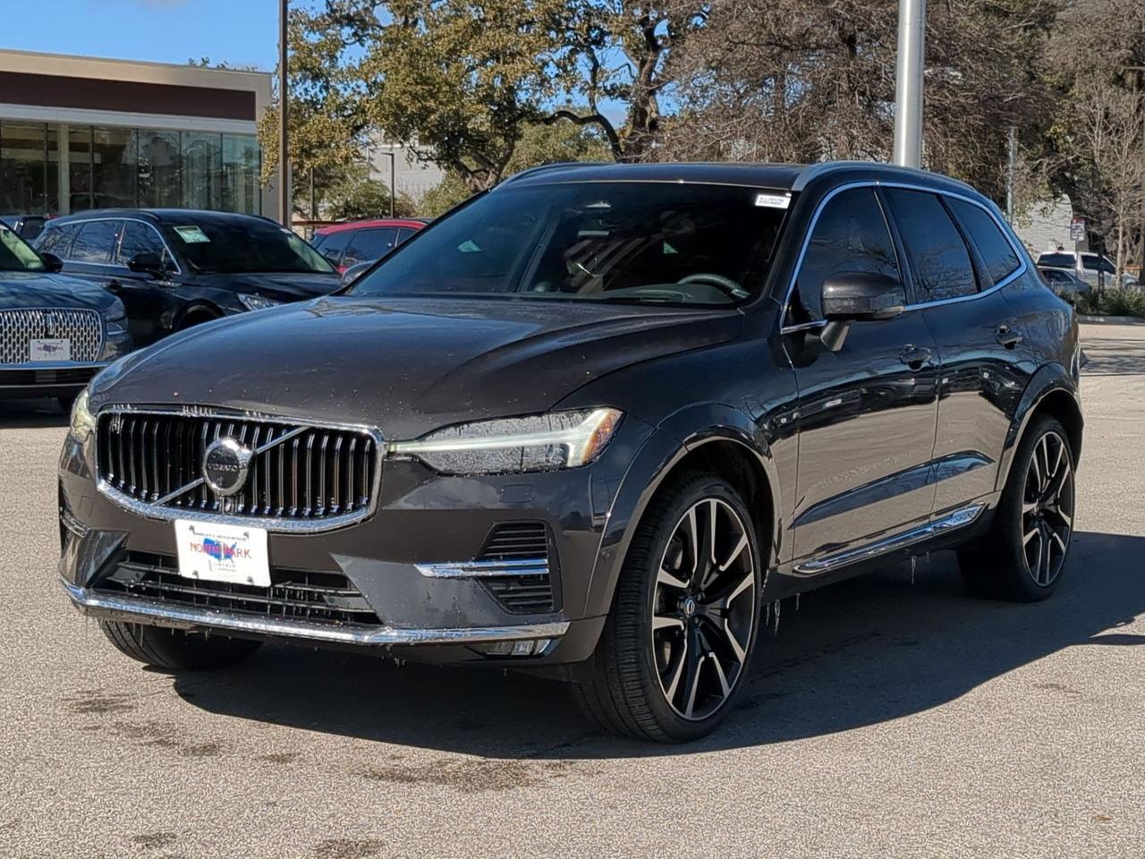 2023 Volvo XC60 Ultimate Bright Theme