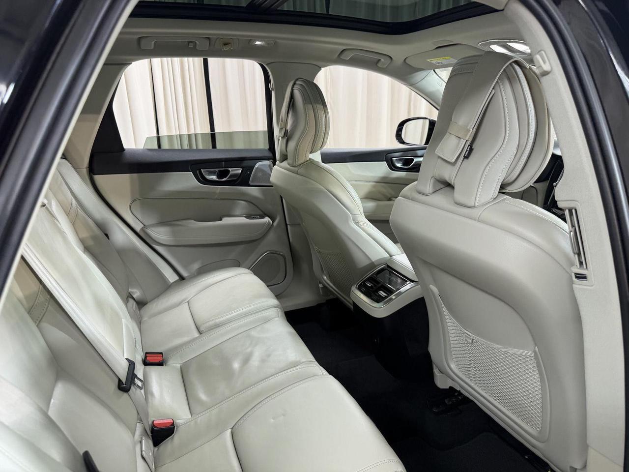 2023 Volvo XC60 Ultimate Bright Theme Annapolis MD