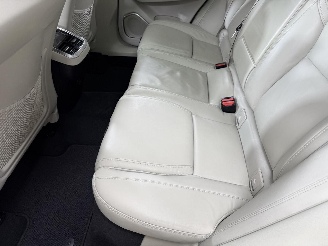2023 Volvo XC60 Ultimate Bright Theme Annapolis MD