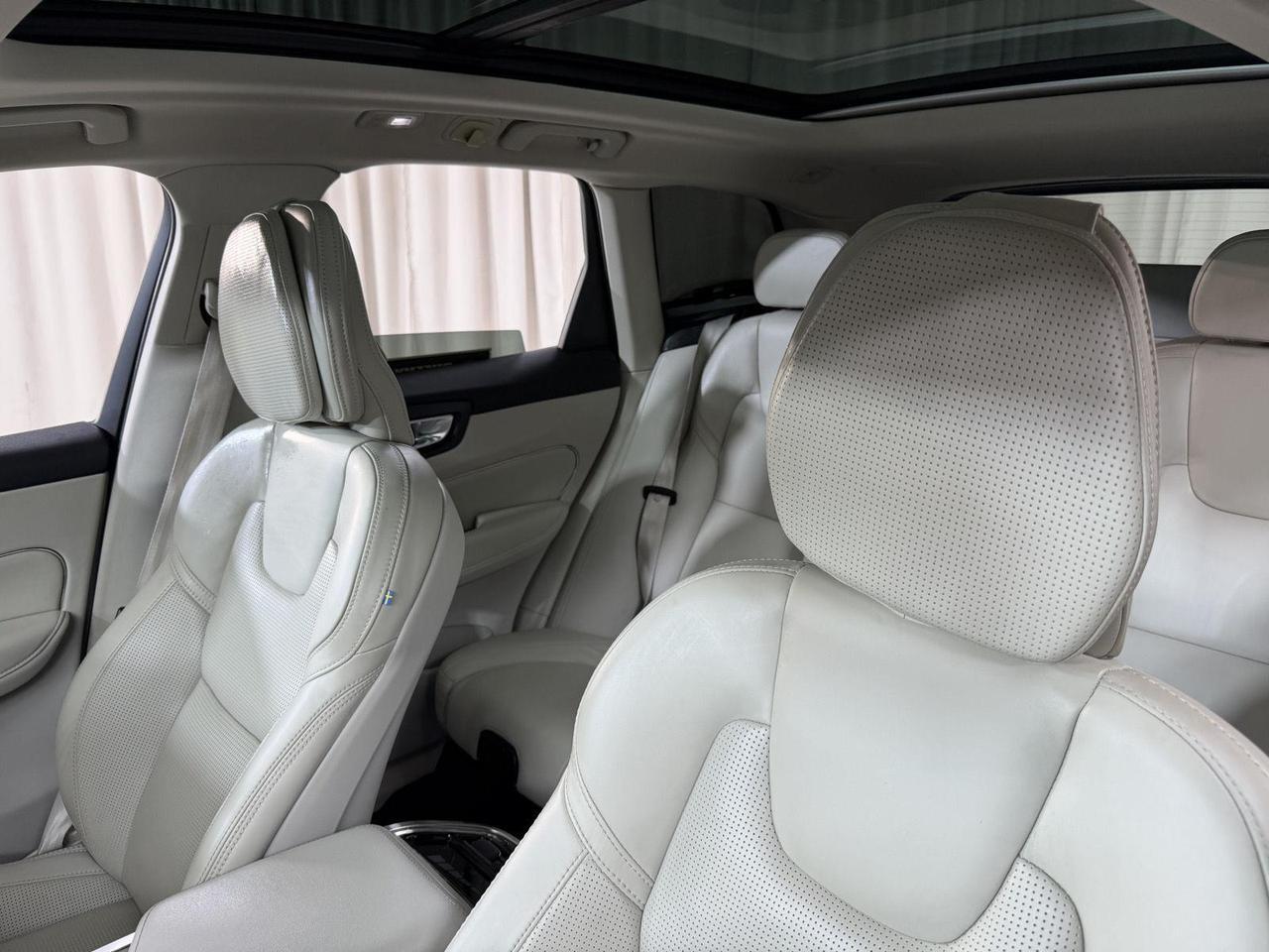2023 Volvo XC60 Ultimate Bright Theme Annapolis MD