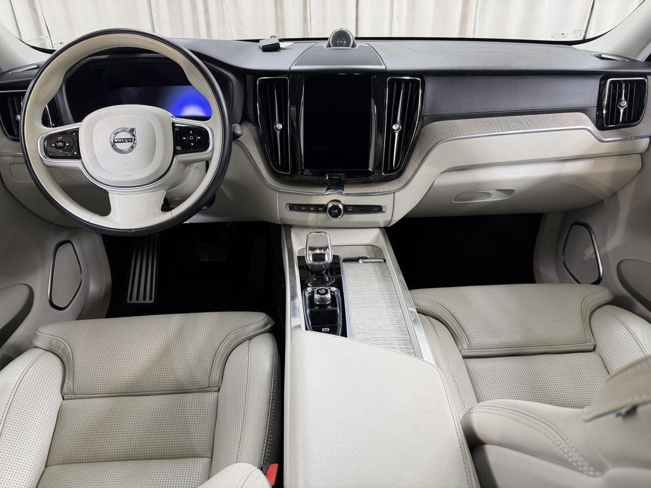 2023 Volvo XC60 Ultimate Bright Theme Annapolis MD