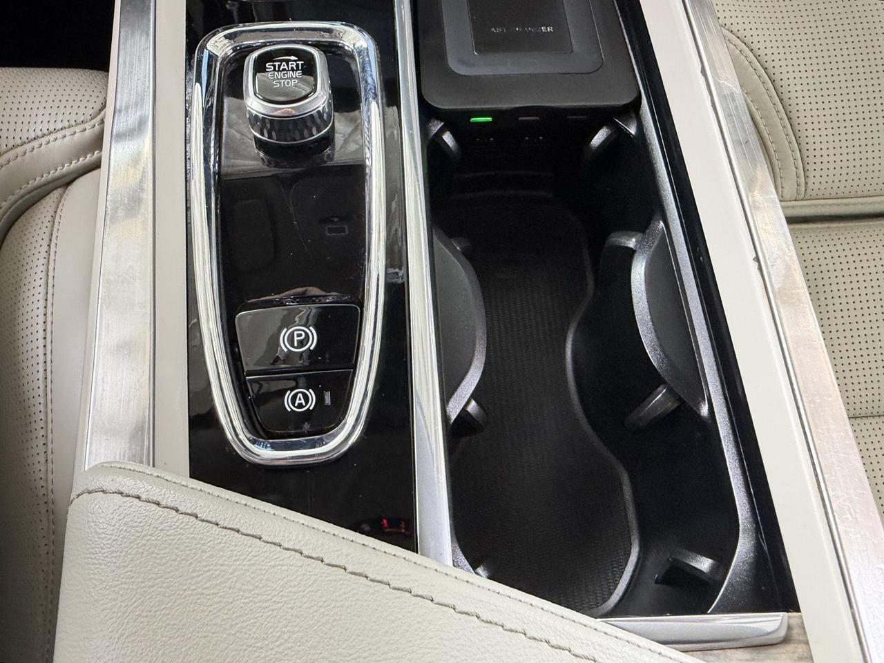 2023 Volvo XC60 Ultimate Bright Theme Annapolis MD