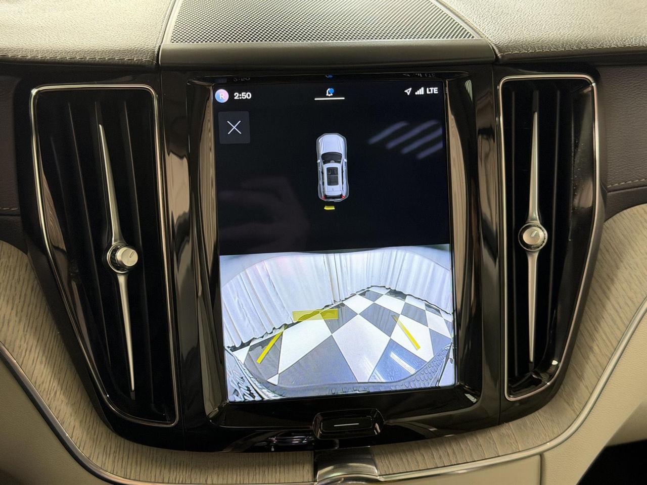 2023 Volvo XC60 Ultimate Bright Theme Annapolis MD