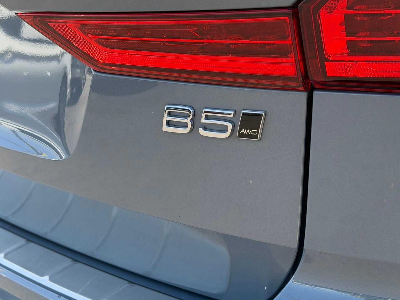 2023 Volvo XC60 Ultimate Dark Theme Irving TX