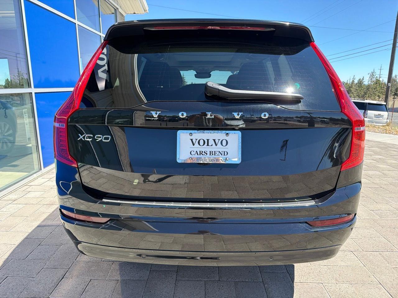 2023 Volvo XC90 B5 Core Bend OR